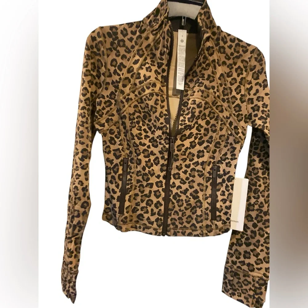 NWT Lululemon define cropped  jacket nulu TRUE LEOPARD MULTI Size 4_3